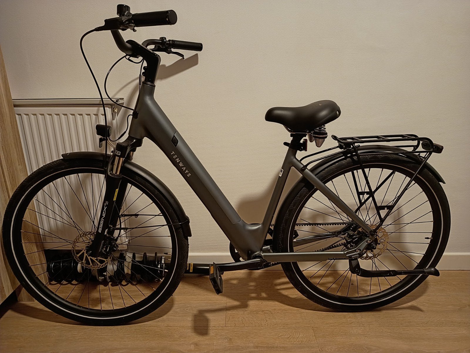 Tenways CGO 800 S elektrische fiets grijs, Autres marques, 47 à 51 cm, 50 km par batterie ou plus, Comme neuf