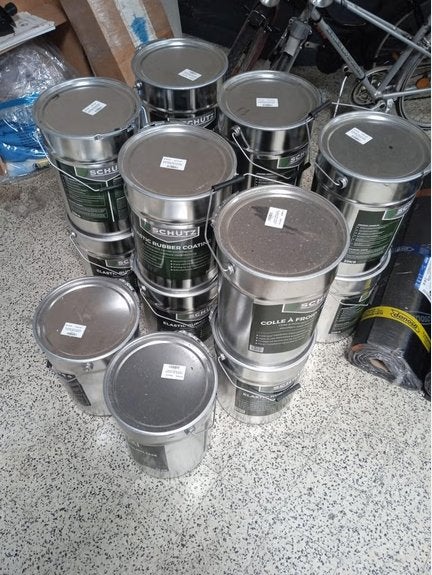 Etanchéite Liquide / Colle bitumineuse SCHUTZ 80€, Bricolage & Construction, Enlèvement, Neuf