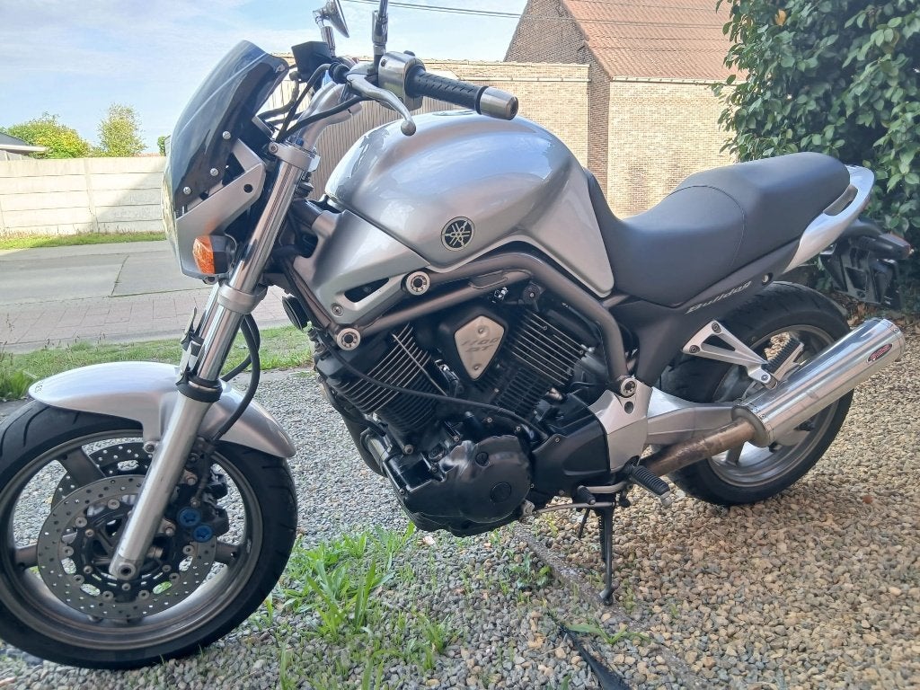 Yamaha BT 1100 Bulldog, Motos, Particulier