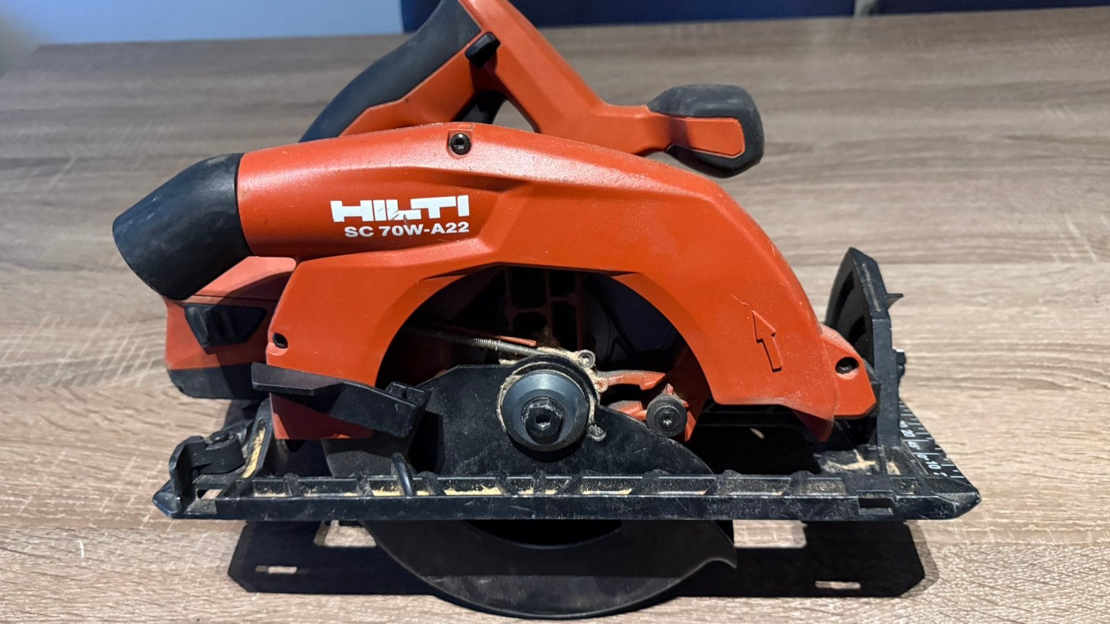Hilti SC 70W-A22, Ophalen, Zo goed als nieuw, Minder dan 600 watt, Overige typen