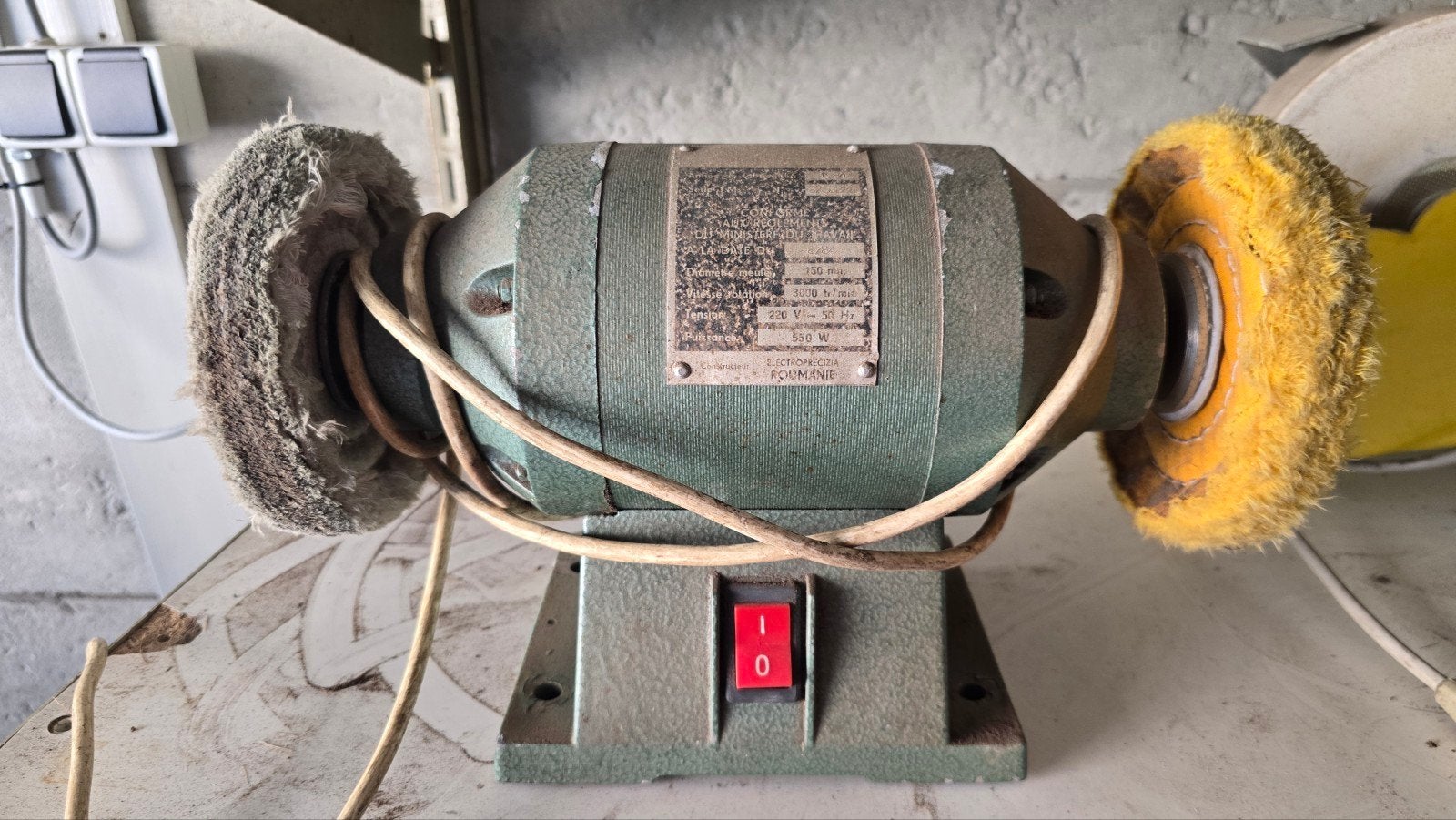 Vintage Tafelslijpmachine / Polijstmachine Electroprecizia (, Ophalen