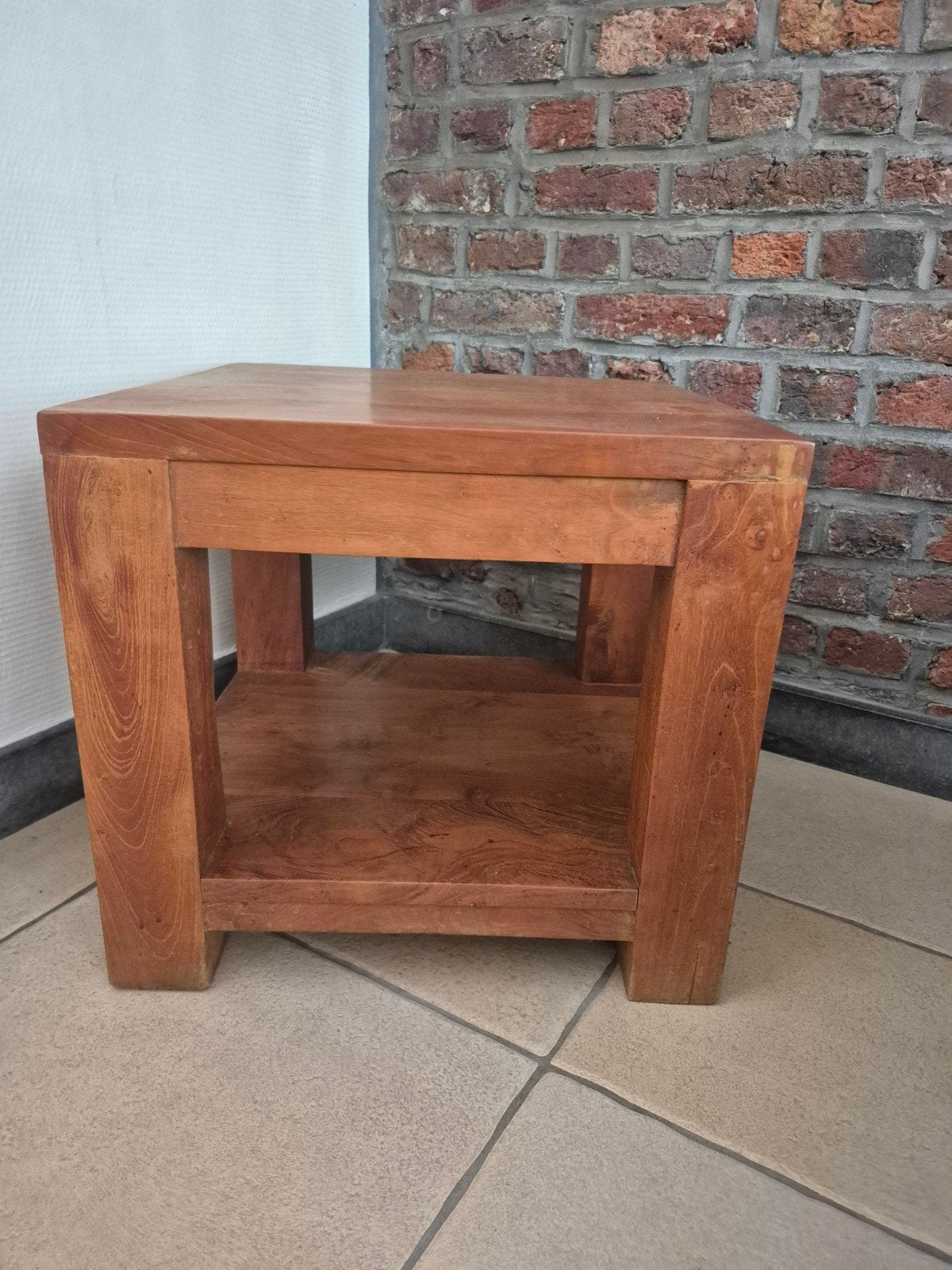 Table basse carrée en bois massif - 49 cm/44cm, Maison & Meubles
