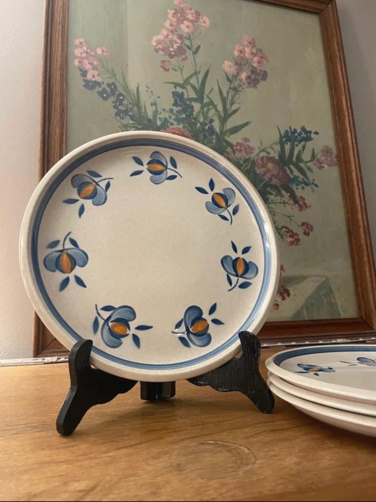4 Assiettes vintage Boch – La Louvière | Collection Evora, Enlèvement ou Envoi, Comme neuf, Assiettes(s)