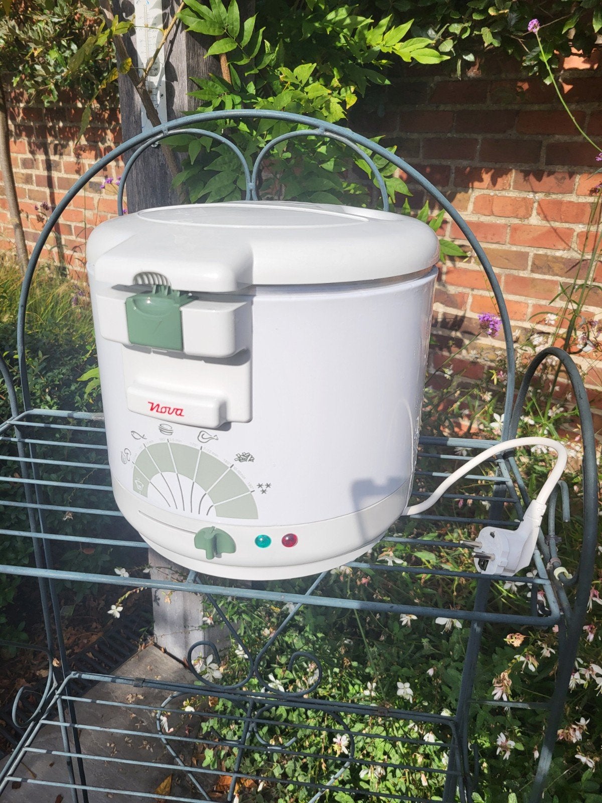 Nieuwe Nova Round Plus Friteuse (FR-300) – Ongebruikt, Ophalen