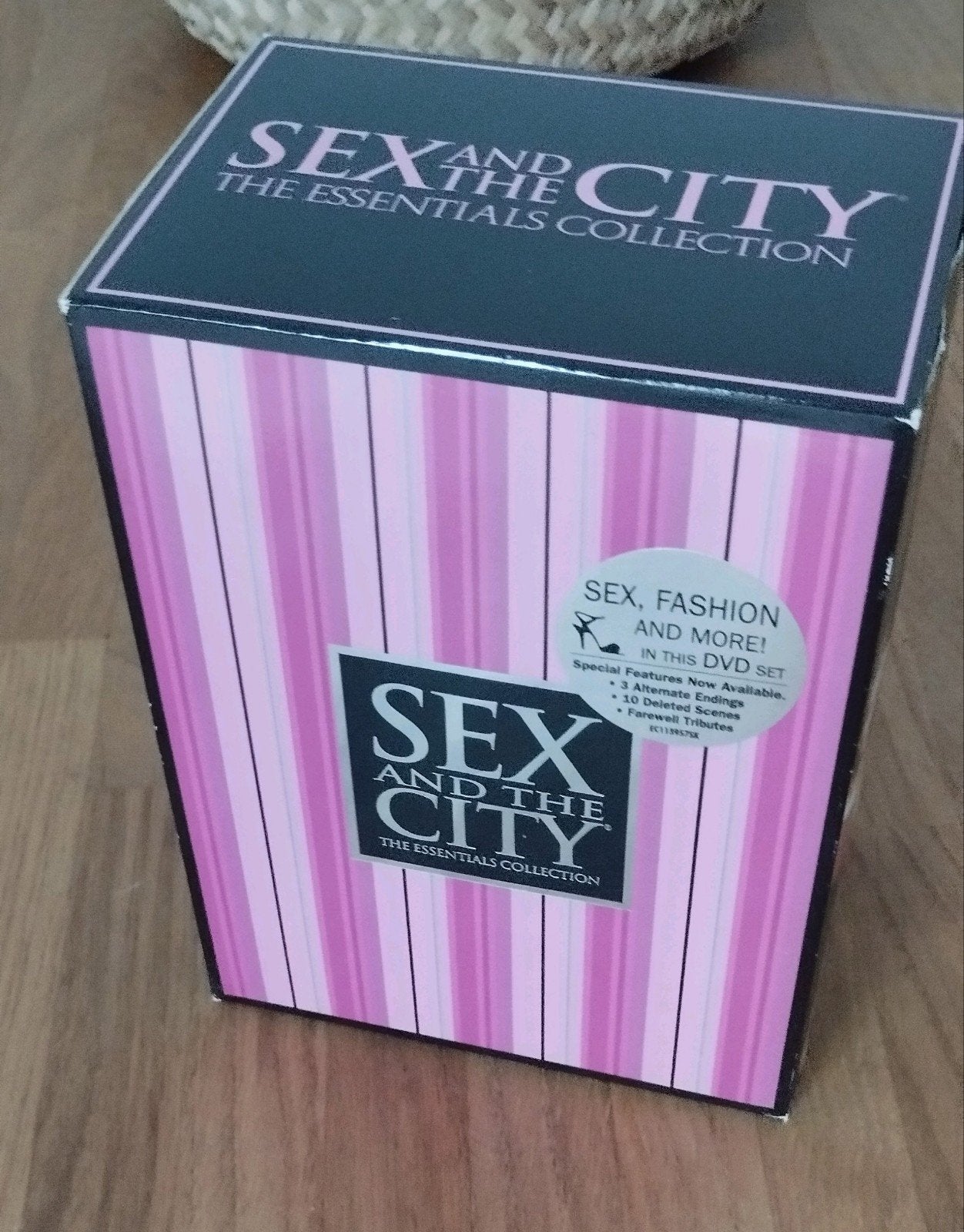 Coffret « Sex and the City – The Essentials collection, Enlèvement, Utilisé