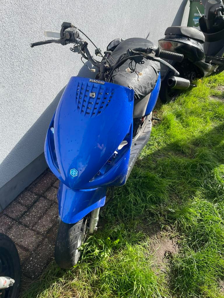 Zip 4 takt 50cc A1 KEURBAAR!!, Vélos & Vélomoteurs, Scooters | Piaggio, Comme neuf, Zip, Enlèvement