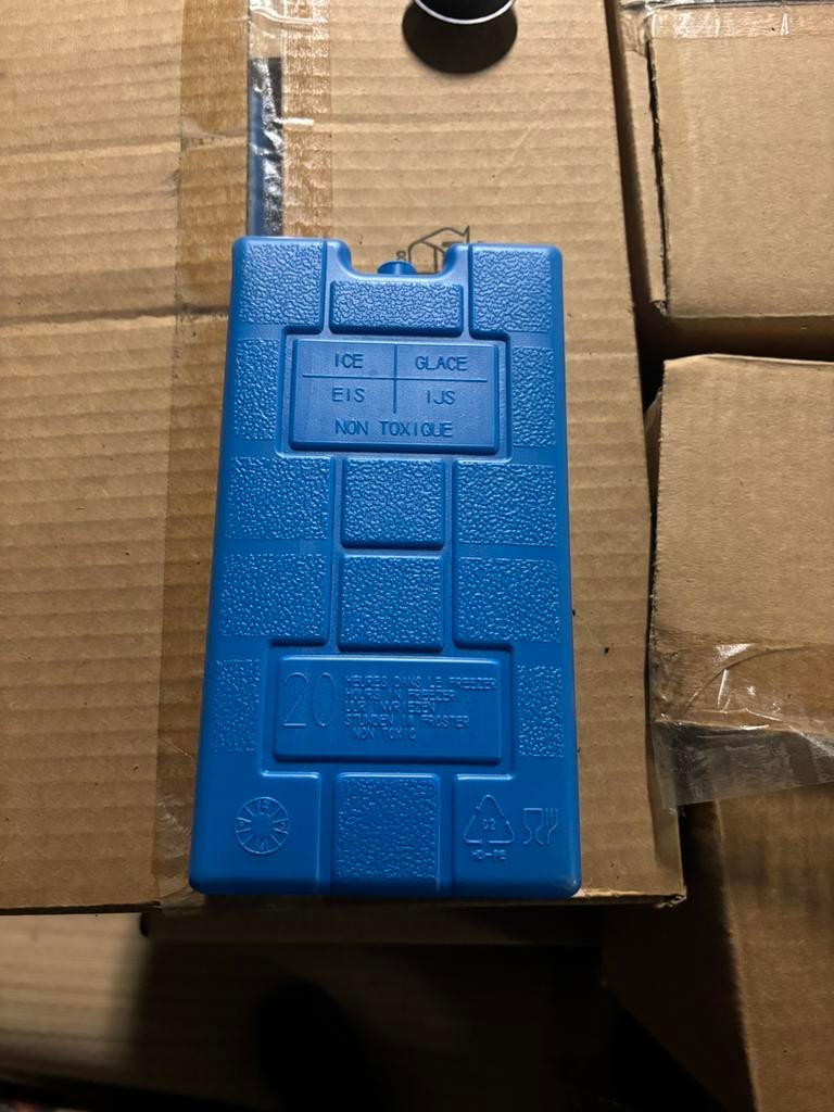 24 Glaçons pour frigo Box, Ophalen, Zo goed als nieuw