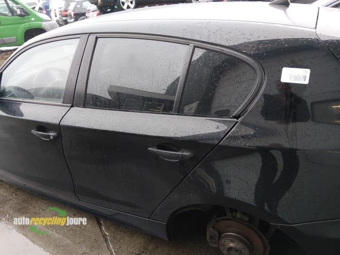 Portier 4Deurs links-achter van een BMW 1-Serie (668), Gebruikt, -, Deur, -