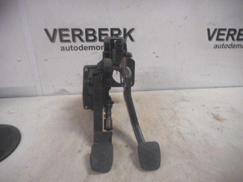 PEDALENSET Mercedes-Benz A (W169) (a-1692900801), Auto-onderdelen, Gebruikt, Mercedes-Benz, Dialog.mb@mercedes-benz.com, Mercedes-Benz AG