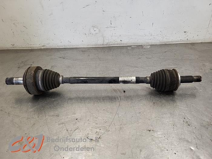 Aandrijfas links-achter van een Mercedes Vito, Gebruikt, -, Ophalen of Verzenden, -
