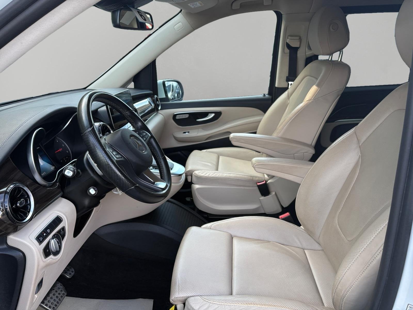 Mercedes-Benz V-klasse 300 d 4-MATIC L2 9G-TRONIC Avantgarde, Autos, 2220 kg, Beige, Entreprise, 5 portes