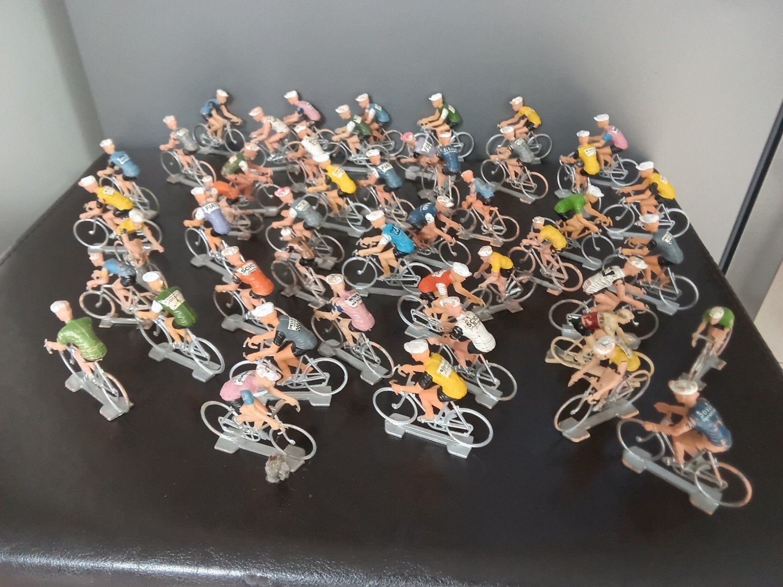 Wielrenners 47 stuks, Verzamelen, Poppetjes en Figuurtjes, Ophalen of Verzenden, Gebruikt