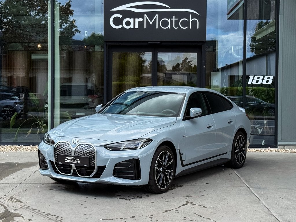 BMW i4 eDrive 35 Gran Coupé | M Sport | ICONICSOUNDS, Autos, BMW, Argent ou Gris, Achat, Euro 6, Entreprise