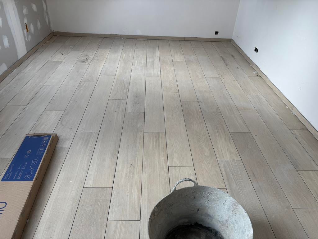 Overschot tegels, Doe-het-zelf en Bouw, Ophalen, Zo goed als nieuw