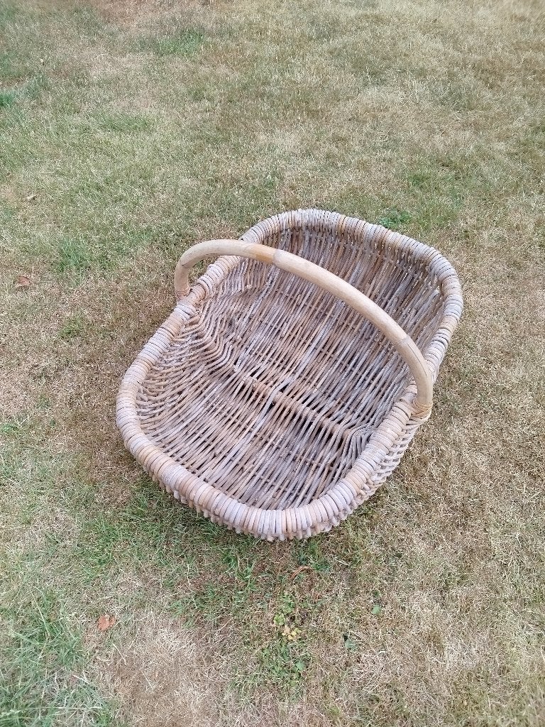 panier en rotin pour bois, Ophalen, Mand, Zo goed als nieuw, Gevlochten