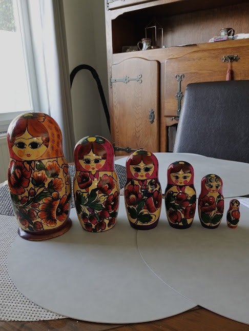 Russische poppen, Ophalen of Verzenden, Zo goed als nieuw, Pop