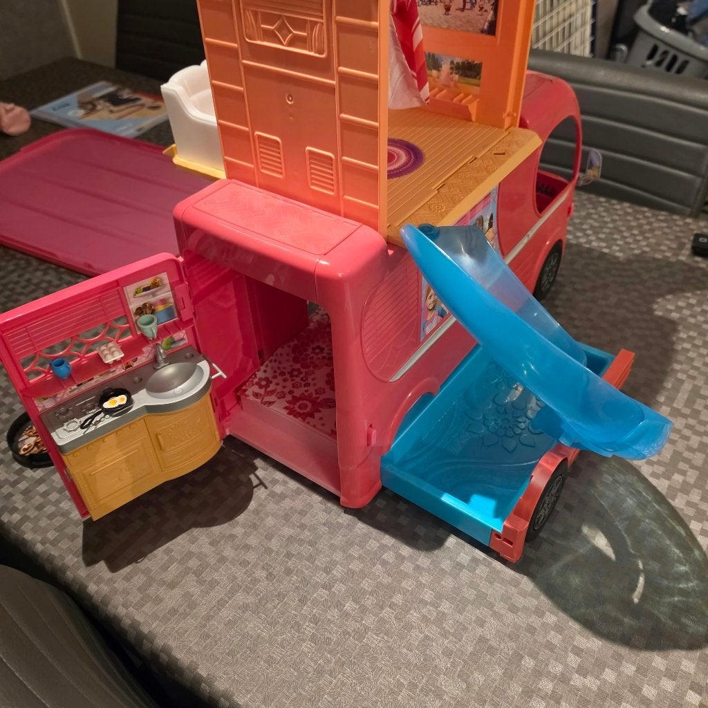 Barbie camper, Kinderen en Baby's, Ophalen, Gebruikt, Barbie