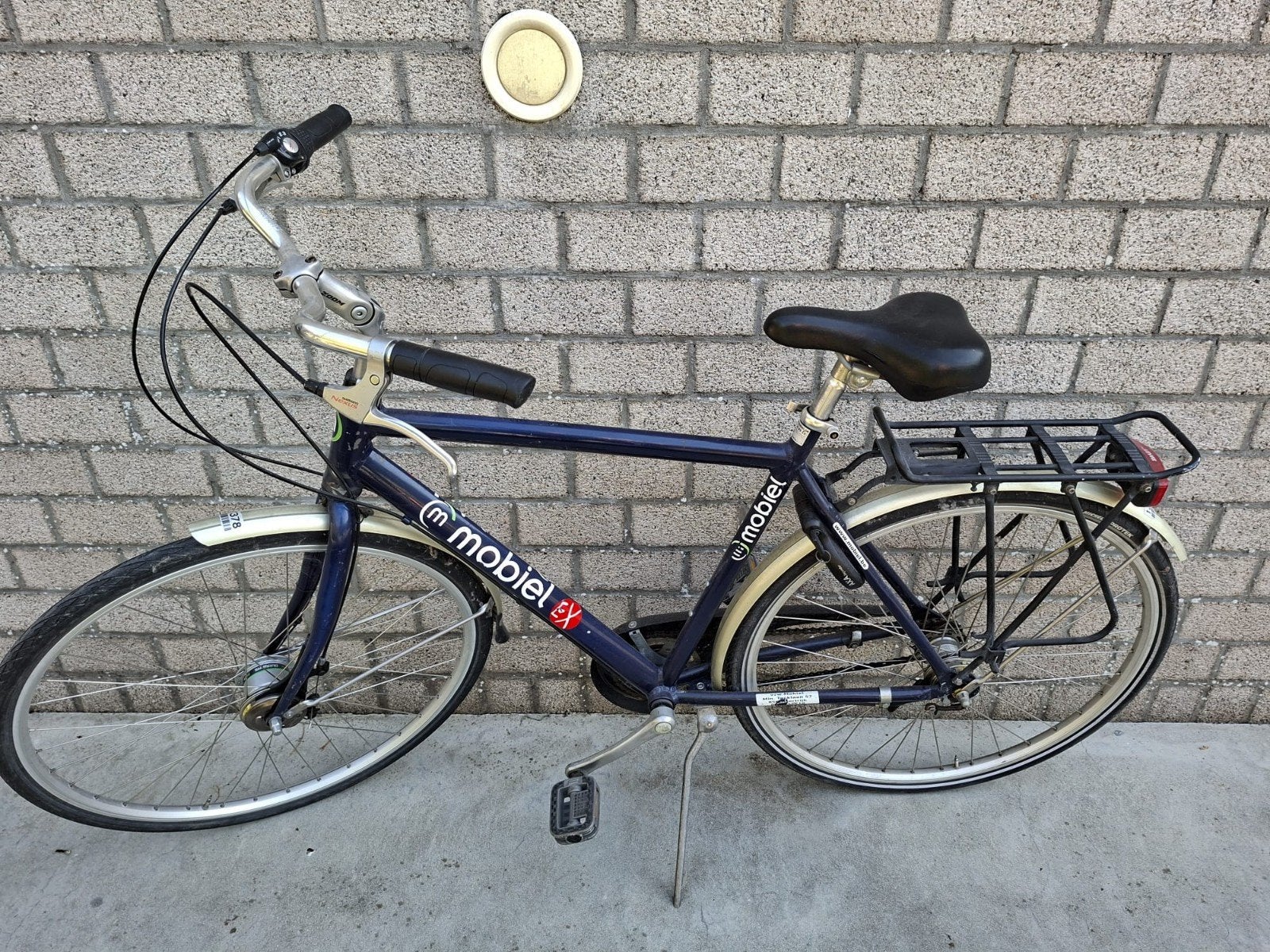 Vélo pour homme, Enlèvement