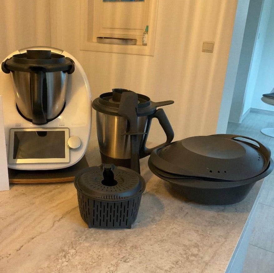 Thermomix 6 met attributen, Ophalen, Zo goed als nieuw