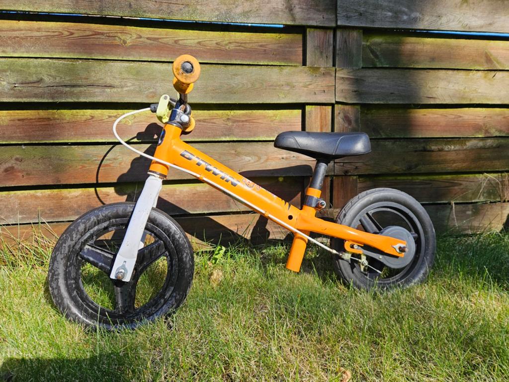 Loopfiets met rem 2 tem 5j, Ophalen of Verzenden, Loopfiets