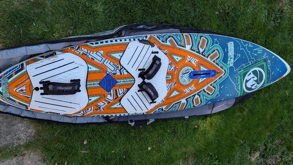 planche freewave rrd 64 litres, Sports nautiques & Bateaux, Planche à voile, Enlèvement, Utilisé, Planche, Avec aileron(s)