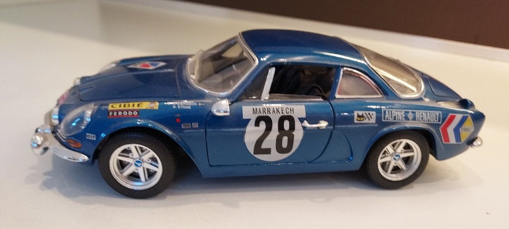 einde verzameling : miniatuurauto Renault Alpine A110, 1/16, Verzenden, Zo goed als nieuw, Auto