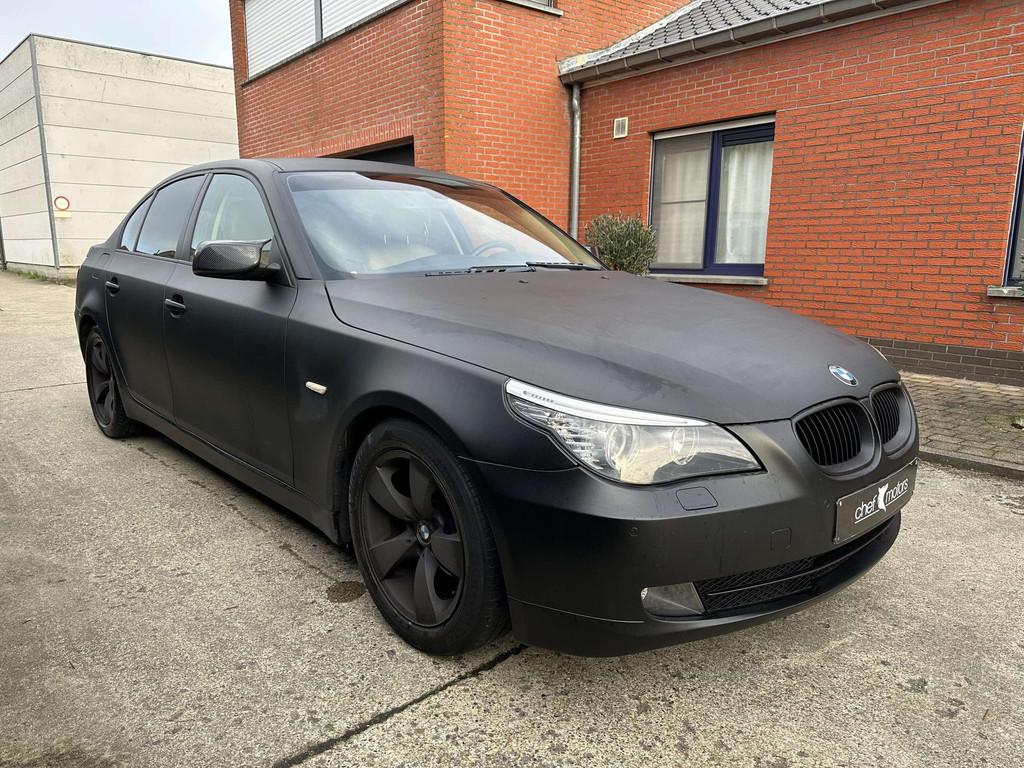 BMW 520i Benzine | Automaat | Facelift, Auto's, Automaat, 4 deurs, Beige, 4 cilinders
