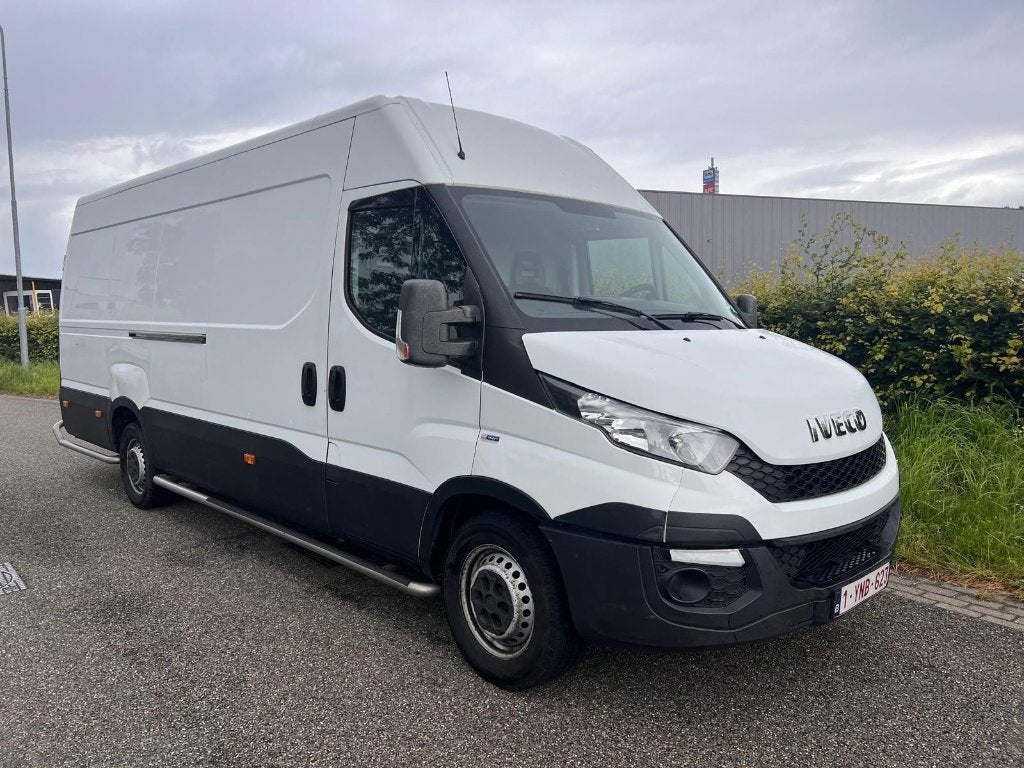 Iveco Daily 2.3 2015, Auto's, Bestelwagens en Lichte vracht, Automaat, Euro 5, Stof, 4 cilinders