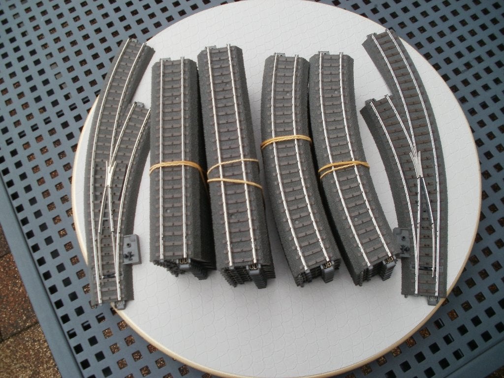 Marklin Ho C rails treinbaan met groot rangeerspoor.184x84cm, Hobby en Vrije tijd, Wisselstroom, Rails, Ophalen of Verzenden, Zo goed als nieuw