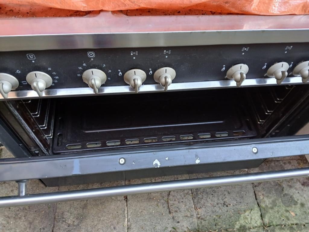 Cuisinière à gaz DeLonghi à 5 cuves avec four électrique, Enlèvement, Four