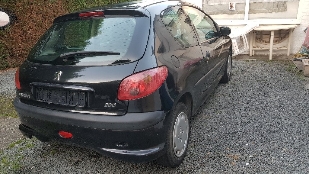 peugeot 206 1.4i essence 210/2008 euro4 161 000km, Achat, Boîte manuelle, 5 places, 52 g/km