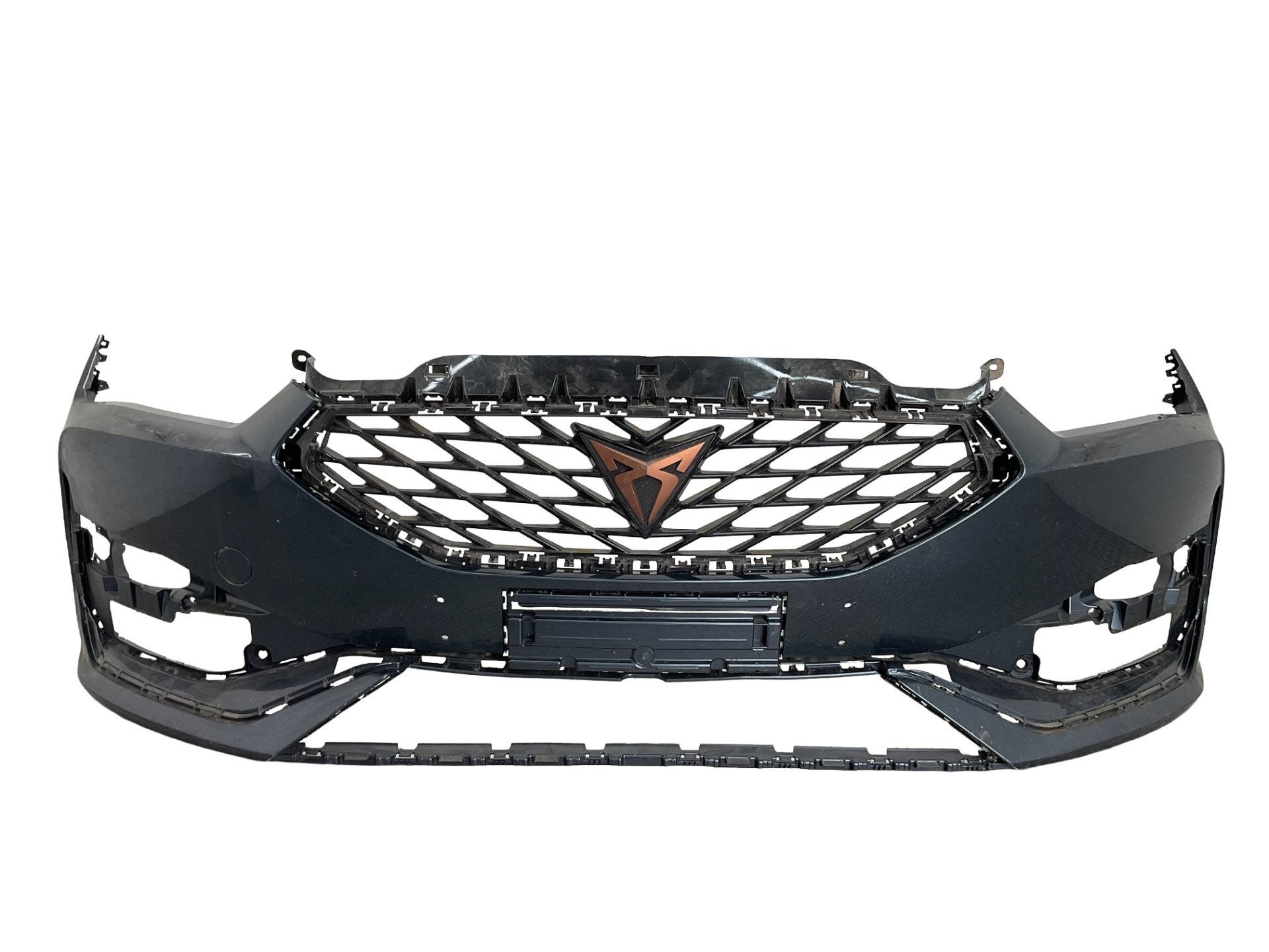 Bumper Seat Leon IV 4 5FA 22-25 Voorbumper C3-23335, Gebruikt, Autovia A-2, Km 585 585
08760  Martorell, ES, SEAT S.A., Bumper