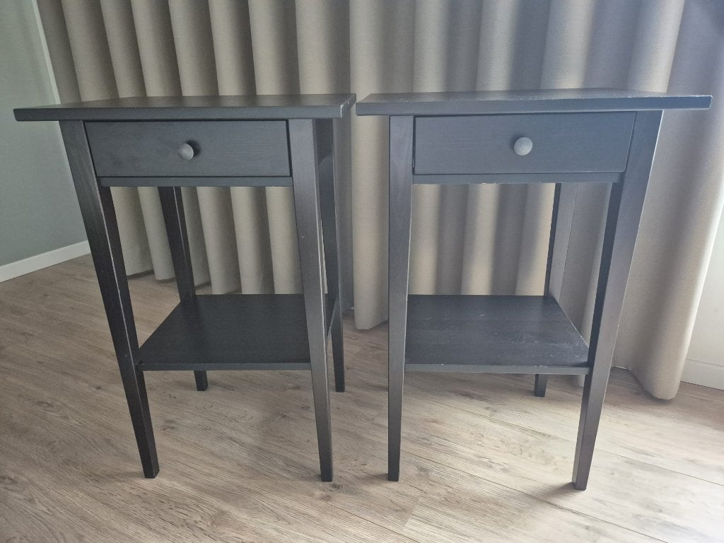 2 Nachtkastje IKEA HEMNES, Huis en Inrichting, Slaapkamer | Nachtkastjes, Ophalen, 55 tot 70 cm, Zo goed als nieuw, 45 tot 65 cm