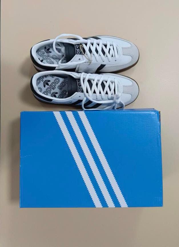 Adidas handball spezial (maat38), Enlèvement, Neuf