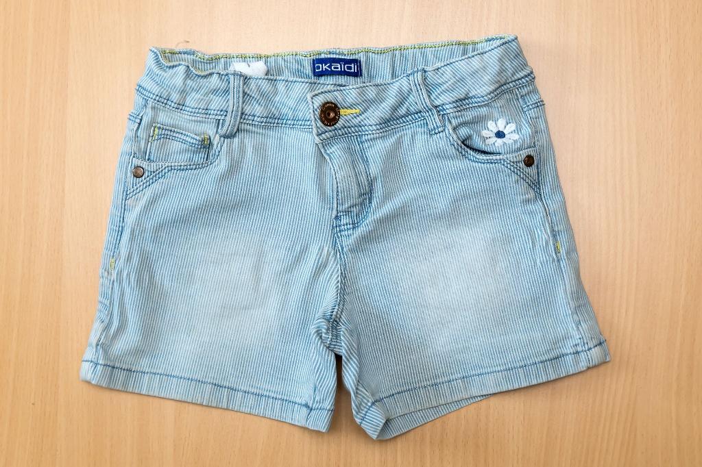 Lichtblauw gestreepte short Okaïdi, maat 116 / 6 jaar, Enfants & Bébés, Vêtements enfant | Taille 116, Pantalon, Utilisé, Fille