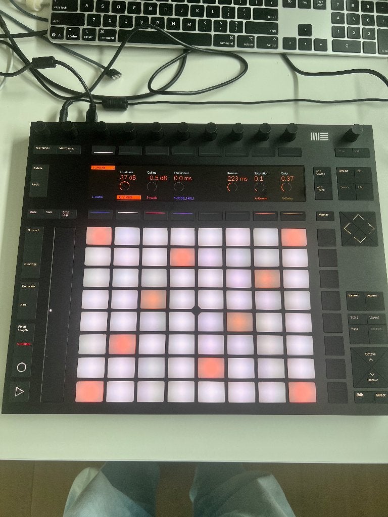 Ableton Push 2 + étui de voyage + housse anti-poussière, Enlèvement, Utilisé