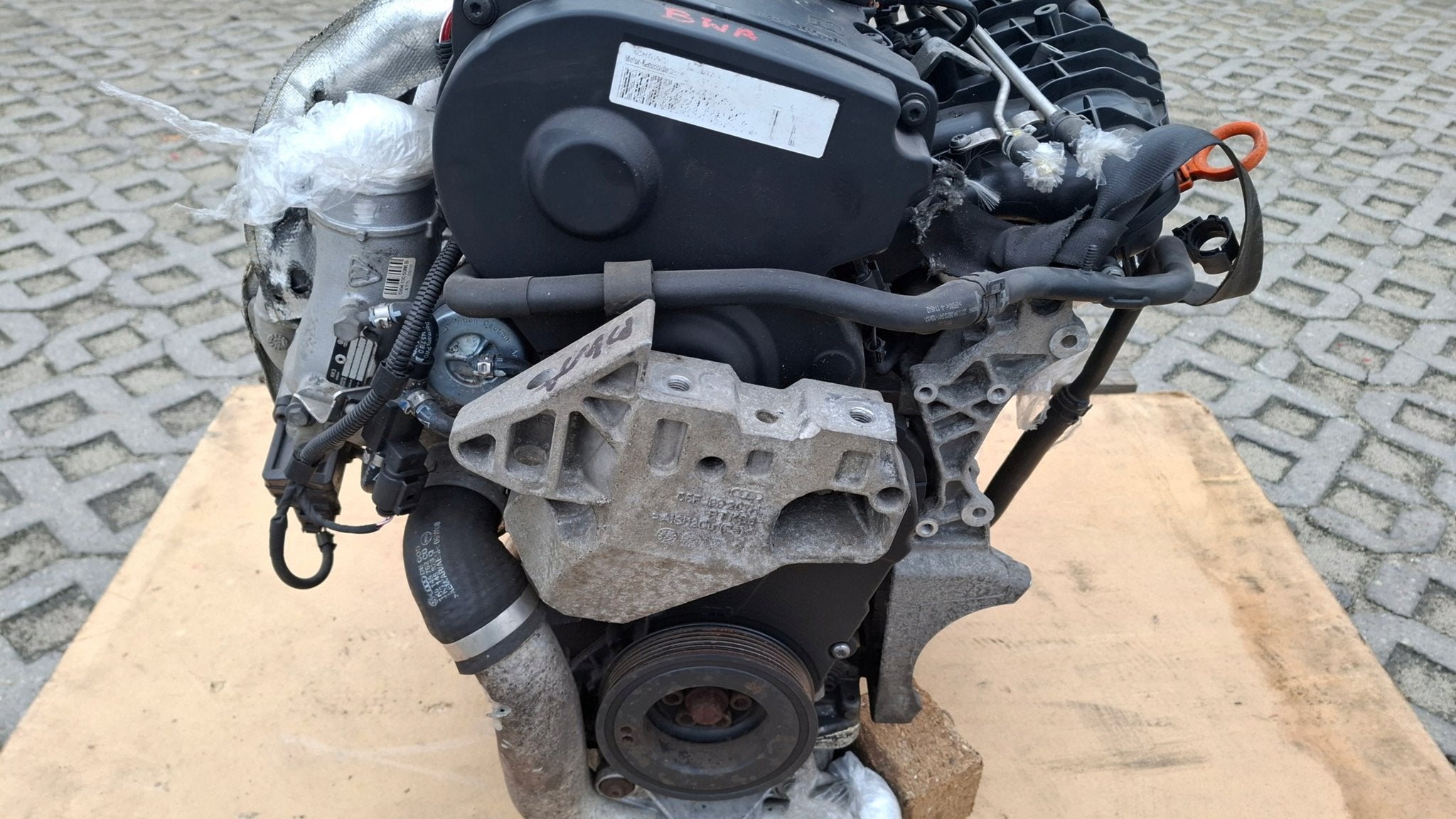 Moteur BWA Complet JETTA TT PASSAT SKODA A3 AUDI ALTEA SEAT, Autos : Pièces & Accessoires, Envoi, Utilisé, Daihatsu