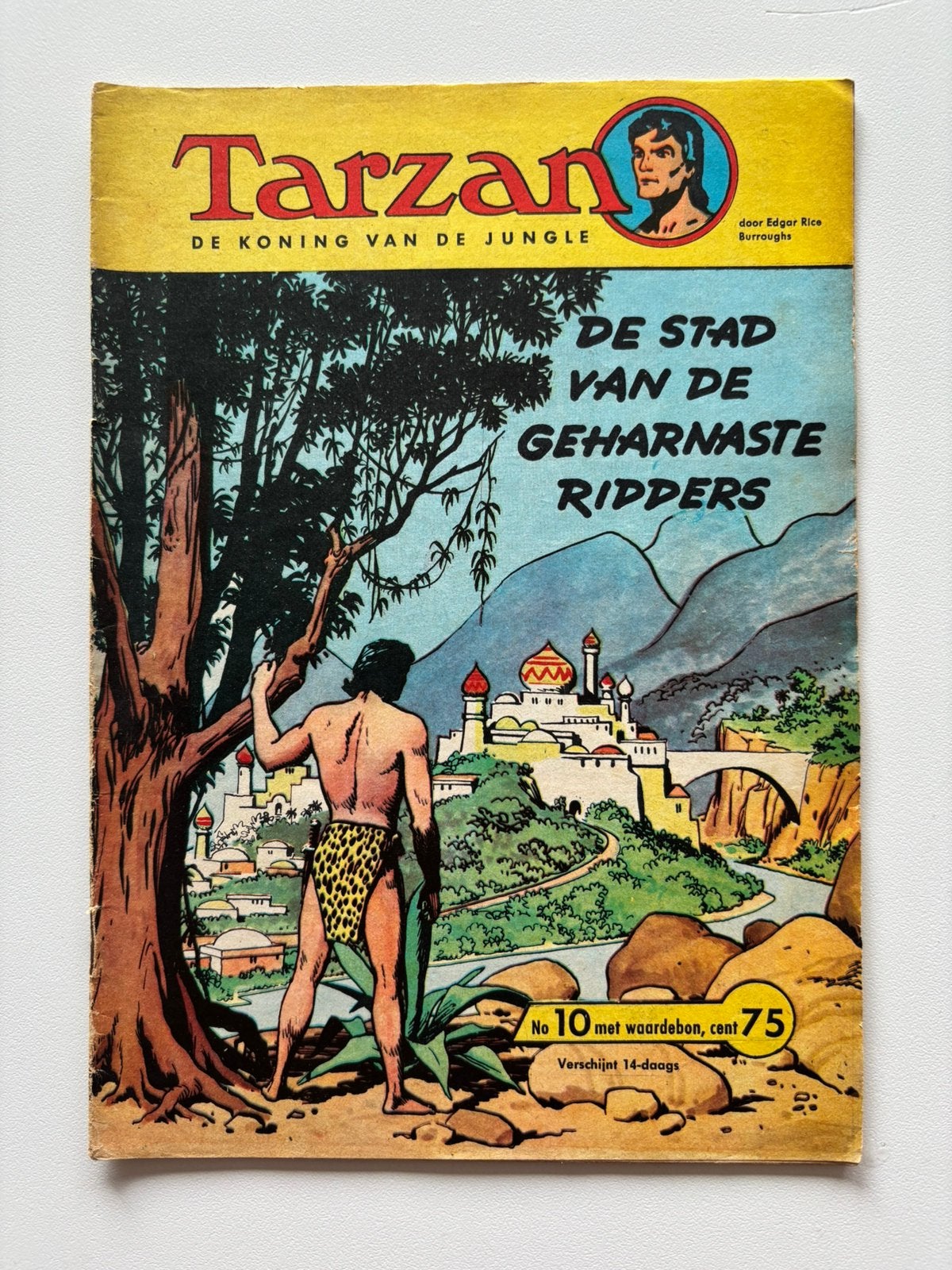 Tarzan strip nr 10 De stad van de geharnaste ridders., Eén comic, Ophalen, Gelezen