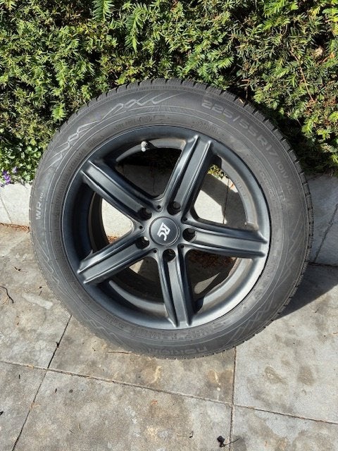 winterbanden op aluminium velg (BMW F11), Auto-onderdelen, Ophalen, Gebruikt, Banden en Velgen, Winterbanden