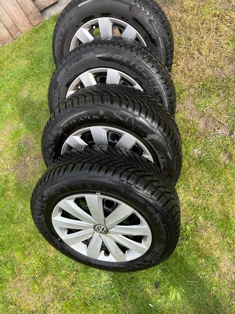 Pneus d'hiver Passat b8 avec jante, Enlèvement, Pneus hiver