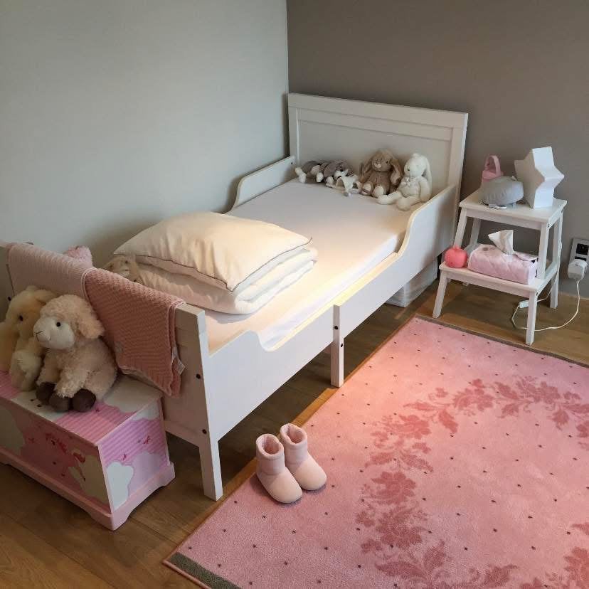Meegroeibed IKEA Sundvik - incl. matras/dekbedden/acc., Ophalen, Zo goed als nieuw, Matras