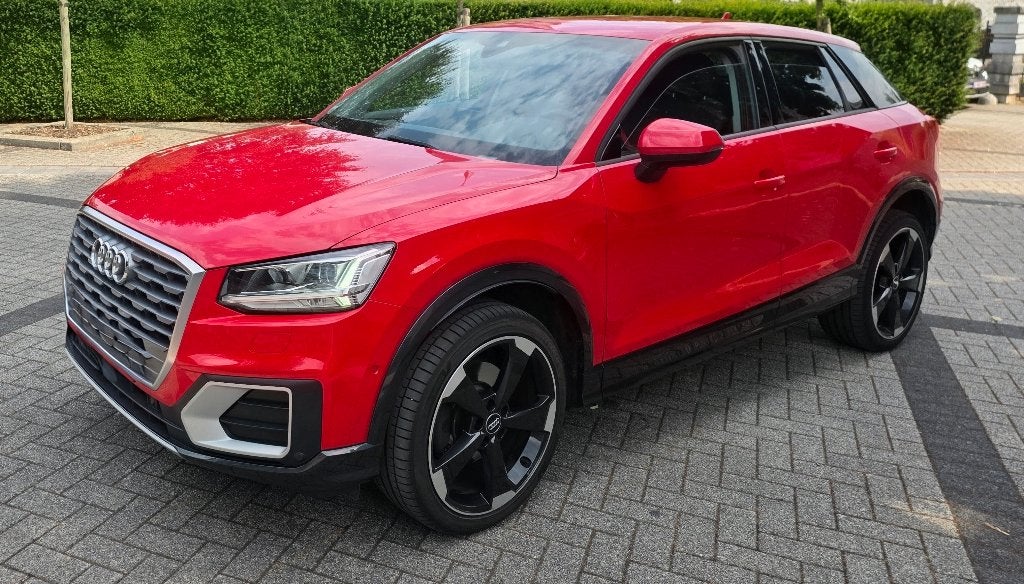 Audi Q2 Sport très bien équipé, Autos, Audi, Particulier, Q2, ABS, Caméra de recul, Régulateur de distance, Airbags, Android Auto