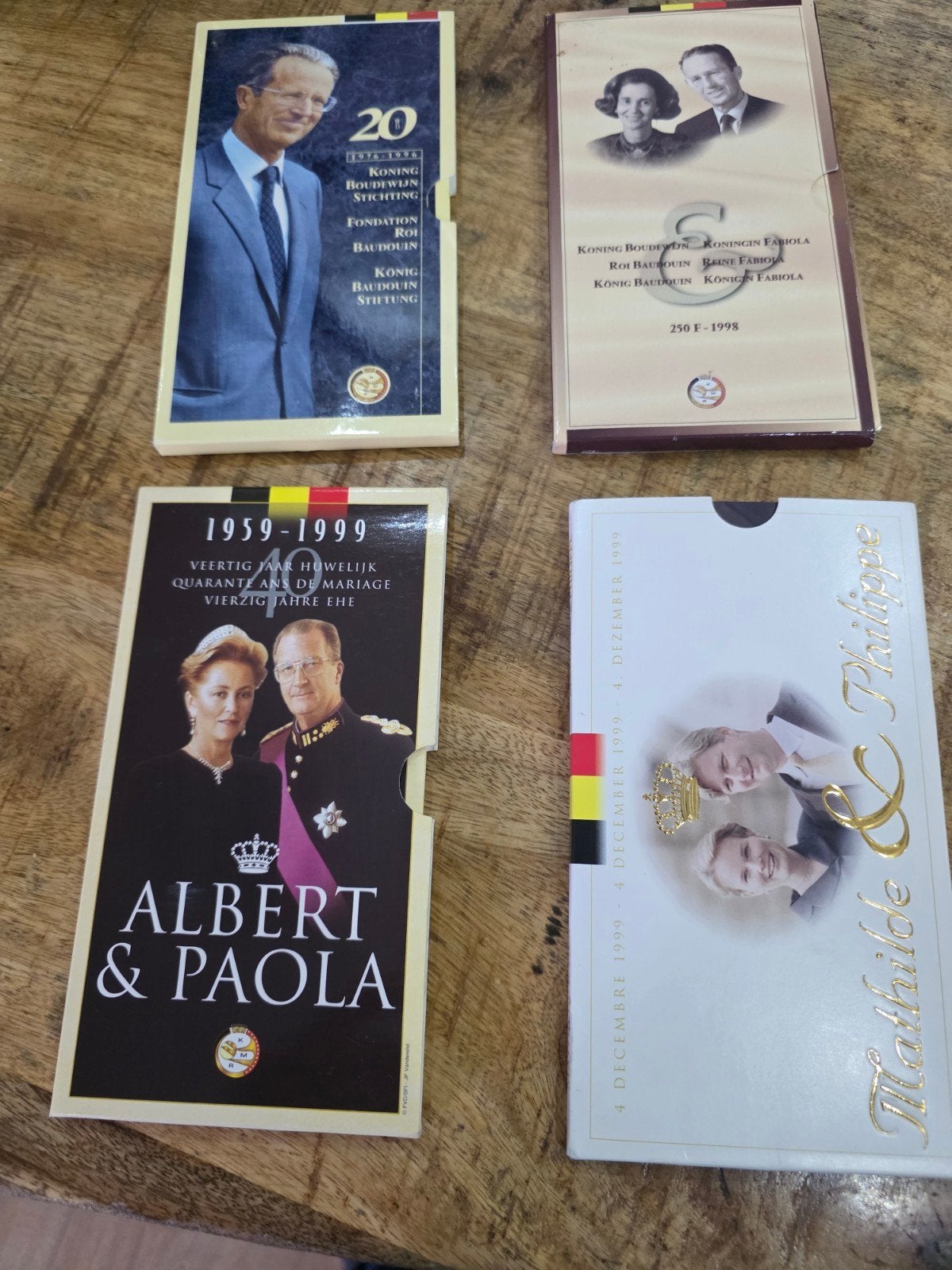 zilveren herdenkingsmunten 100% 0nbeschadigd in de originele, Postzegels en Munten, Ophalen, Envelop