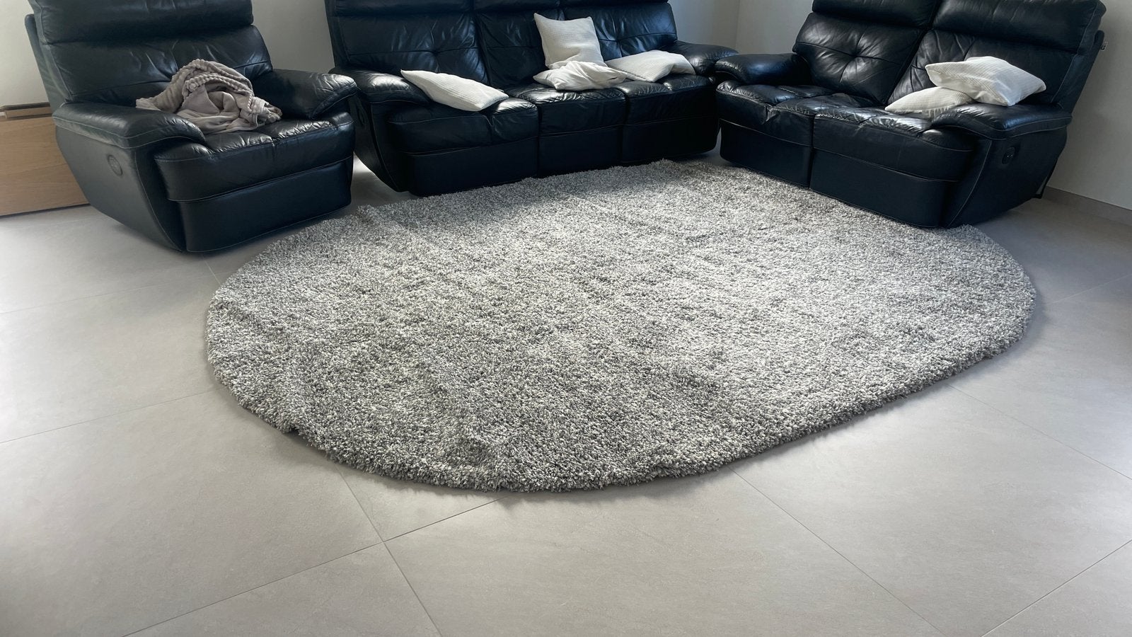 Tapijt nieuw, Ophalen, 150 tot 200 cm, Grijs, Ovaal