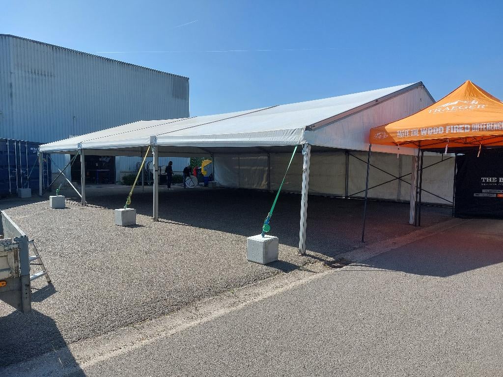 Opslagtent van 10x10 of 10x15 meter huren, Enlèvement, Utilisé