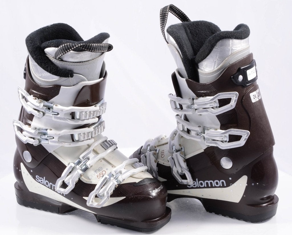 Chaussures de ski 36.5;37 EU pour femmes SALOMON DIVINE 550, Sports & Fitness, Carving, Salomon, Utilisé, Chaussures