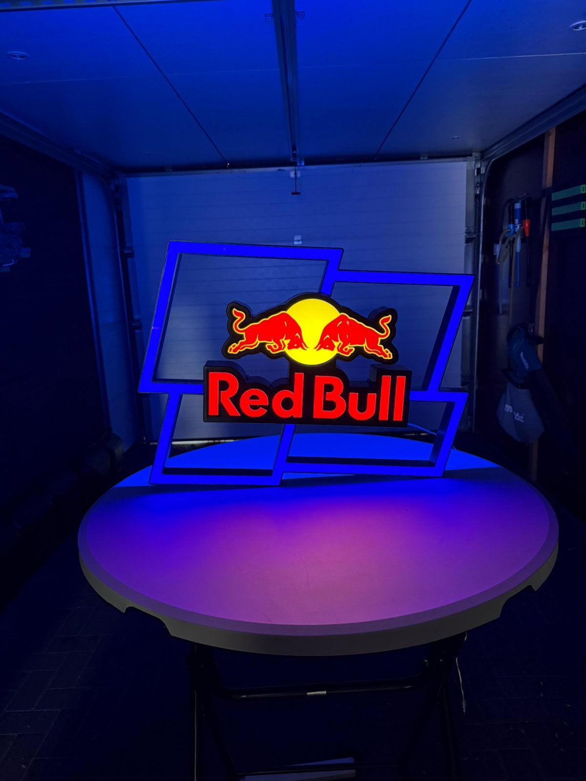 Red Bull led neon verlichting - collectors item, Verzamelen, Ophalen, Zo goed als nieuw, Lichtbak of (neon) lamp