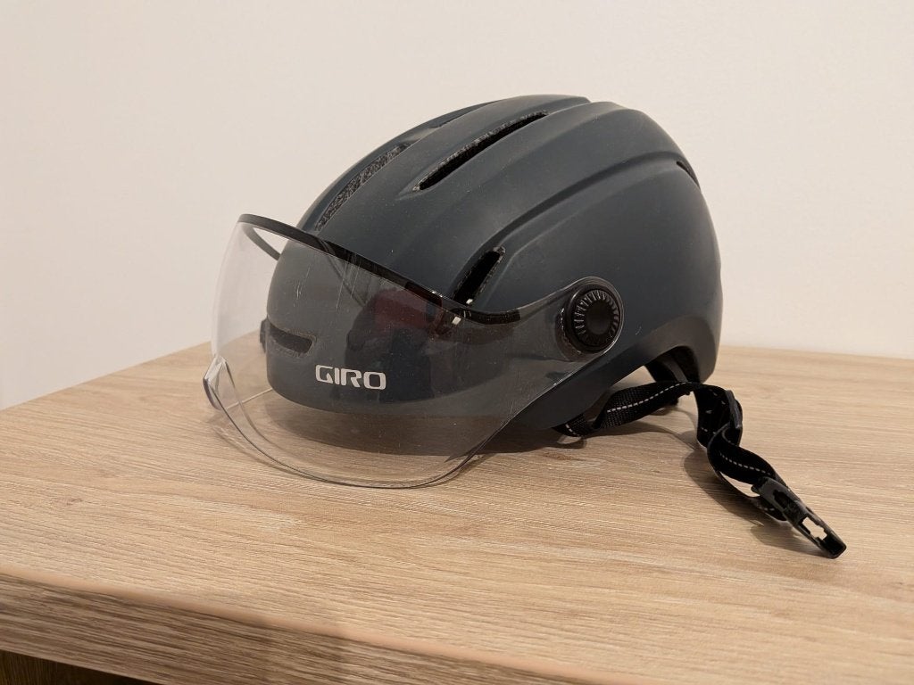 Fietshelm Giro met vizier, Enlèvement, Comme neuf, S, GIRO