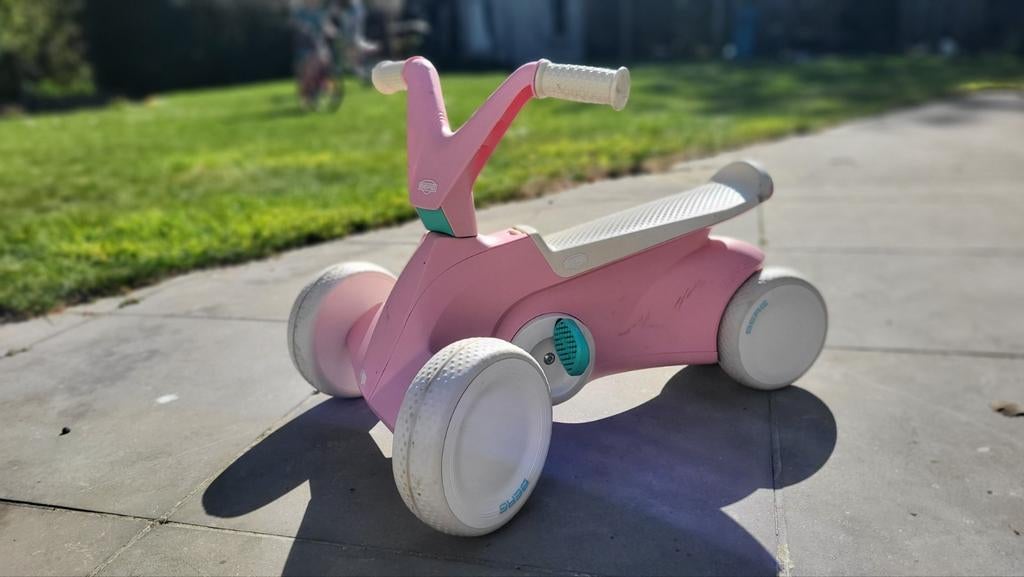 Berg GO2 loopauto/loopfiets blauw en roze, Ophalen, Berg