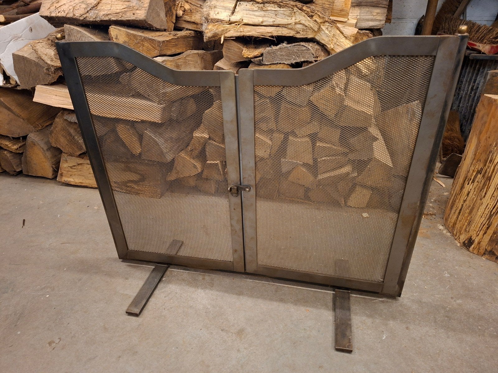 Pare étincelles et grille porte bûches, Enlèvement, Comme neuf, Cheminée au bois
